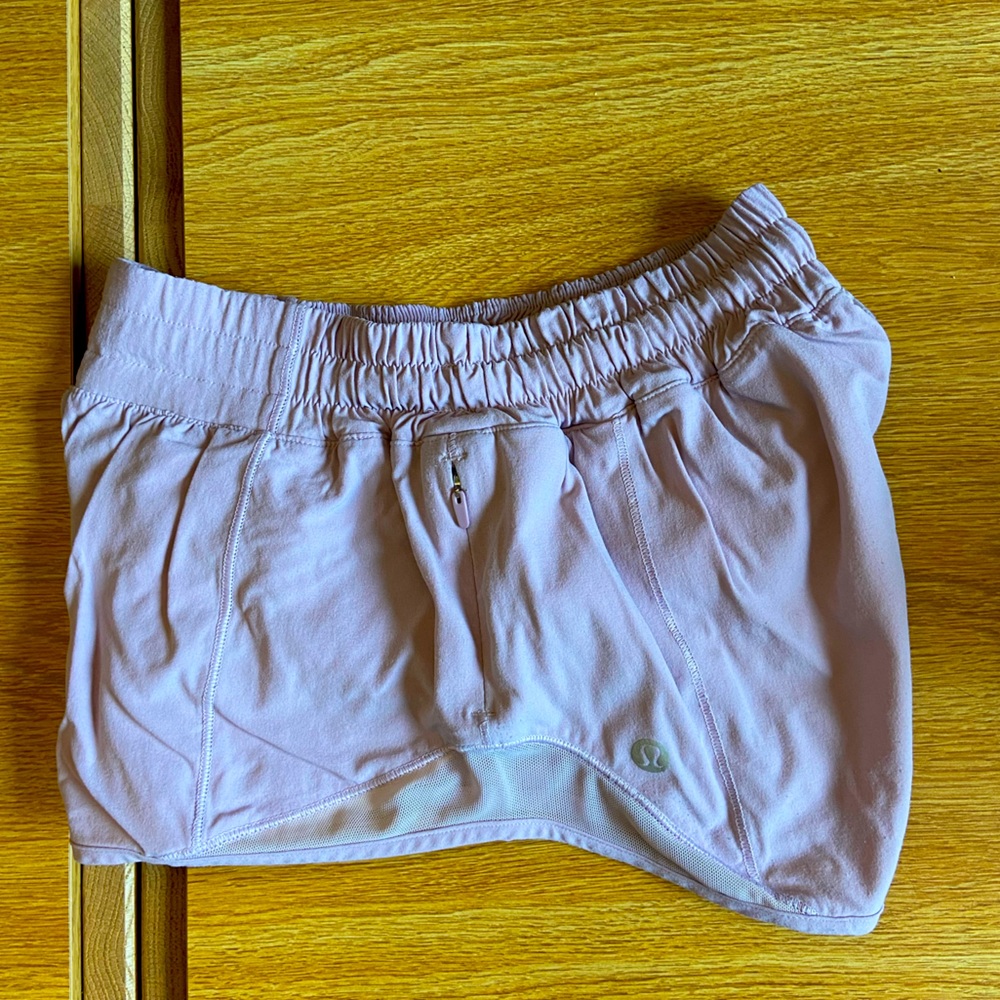 Lululemon Hotty hot shorts 2.5” pale pastel lilac purple
